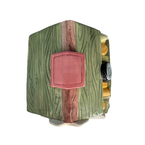 Vintage General Store Cookie Jar By GKAO Ceramic Brown House Welcome Apples Eggs - Picture 10 of 16